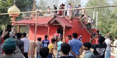 কুষ্টিয়ায় দরবারে হামলা চালিয়ে পীরকে কুপিয়ে হত্যা, কী হয়েছিল সেখানে?